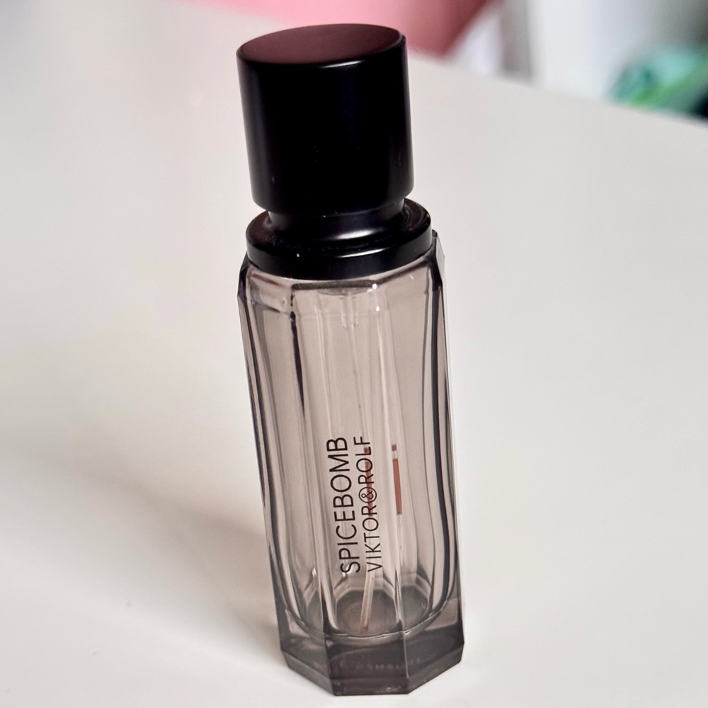 SPICEBOMB Viktor & Rolf Men EDT 20 mL Mens Cologne EMPTY BOTTLE